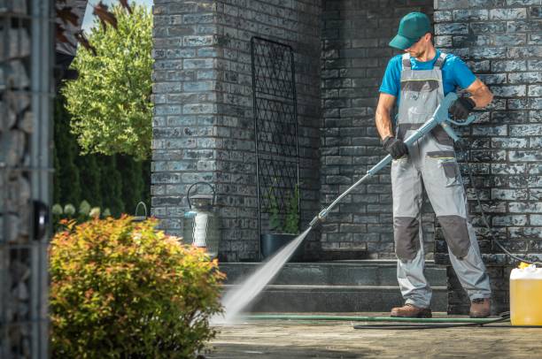 Best Pool Deck Cleaning  in Port Washington North, NY